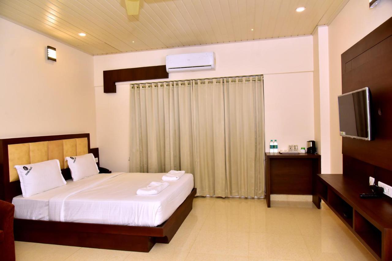 Hotel Coorg Palace Мадикери Екстериор снимка